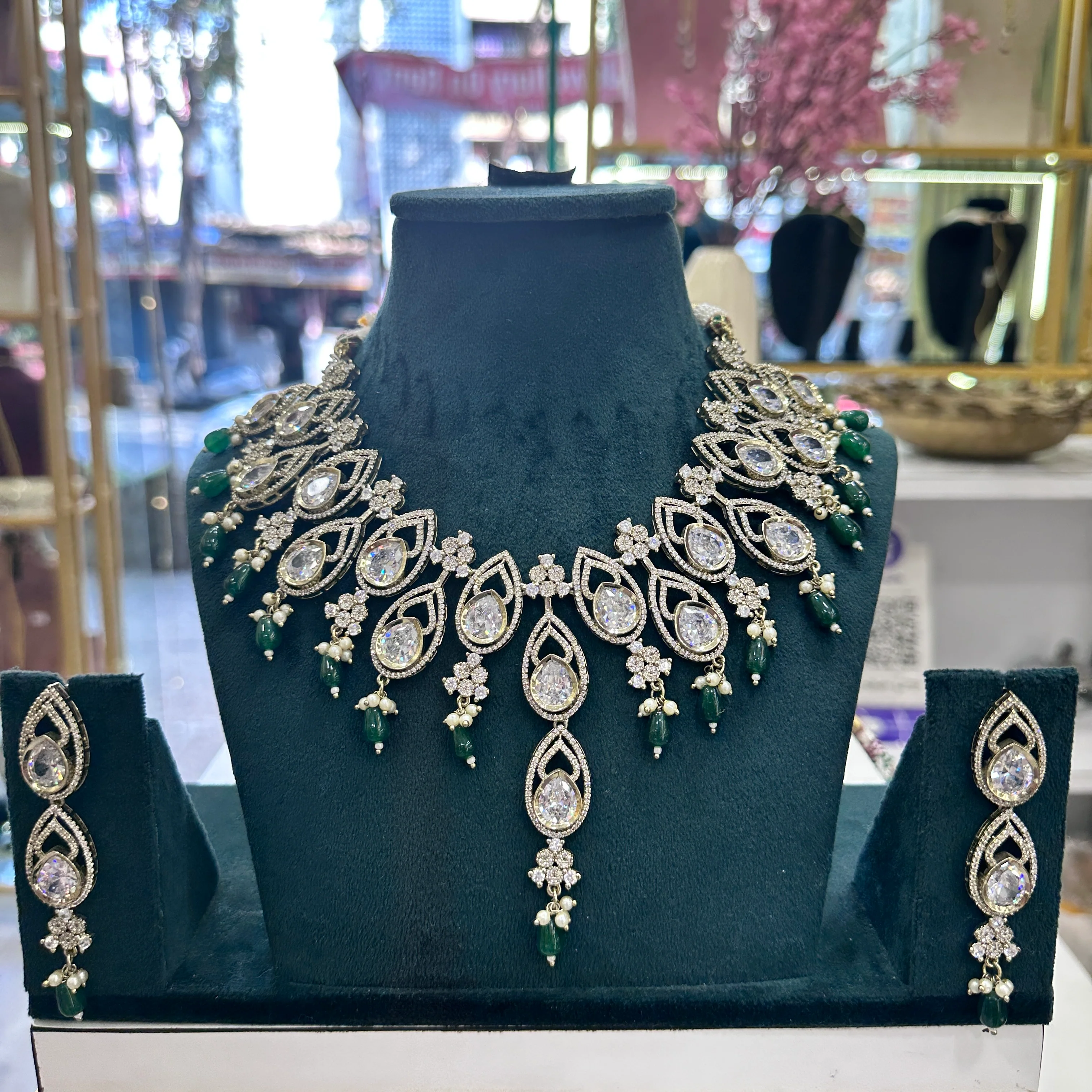 Rinal Semi Bridal Moissianite Choker Set - Image 2
