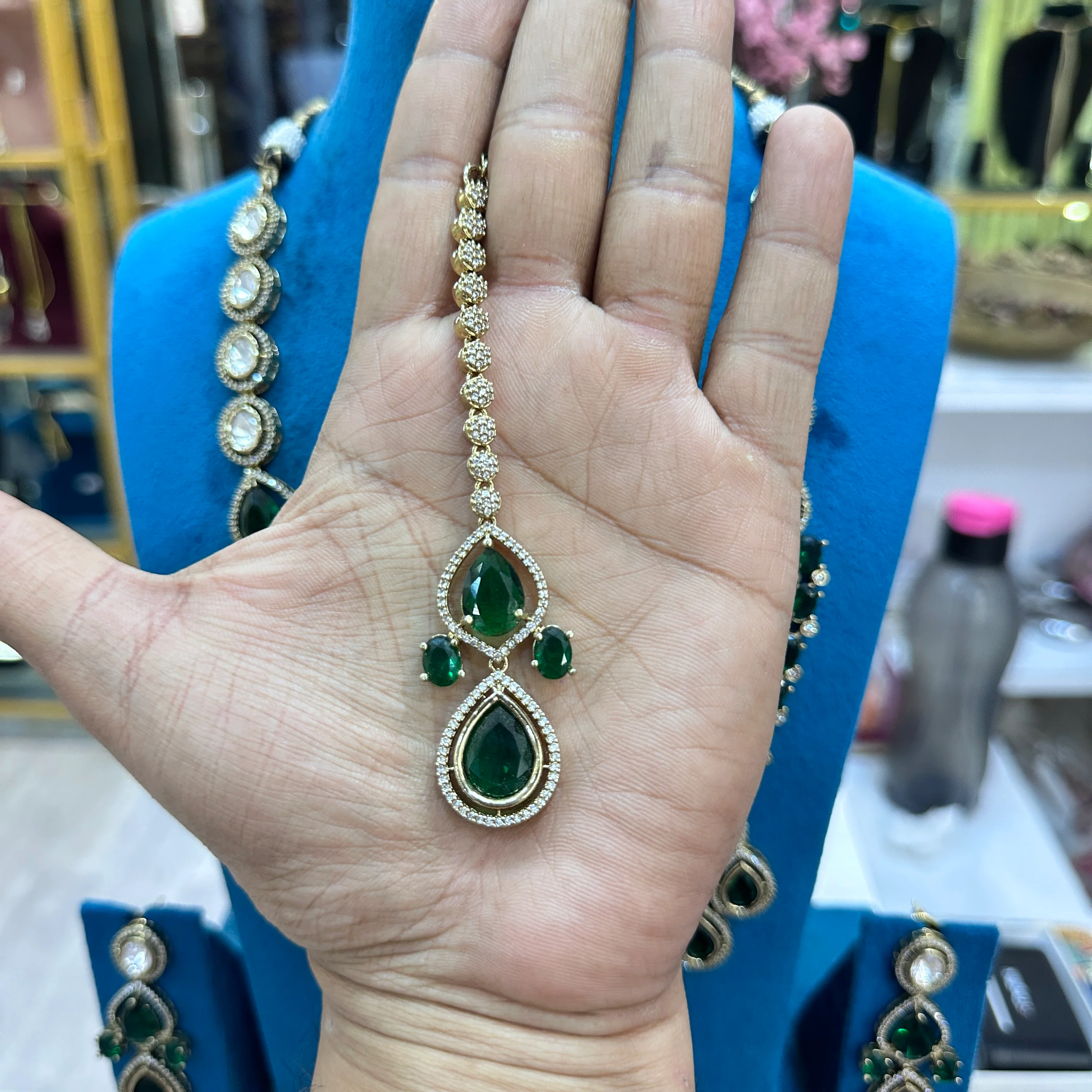 Angelia Emerald Moissianite Layered Choker - Image 2