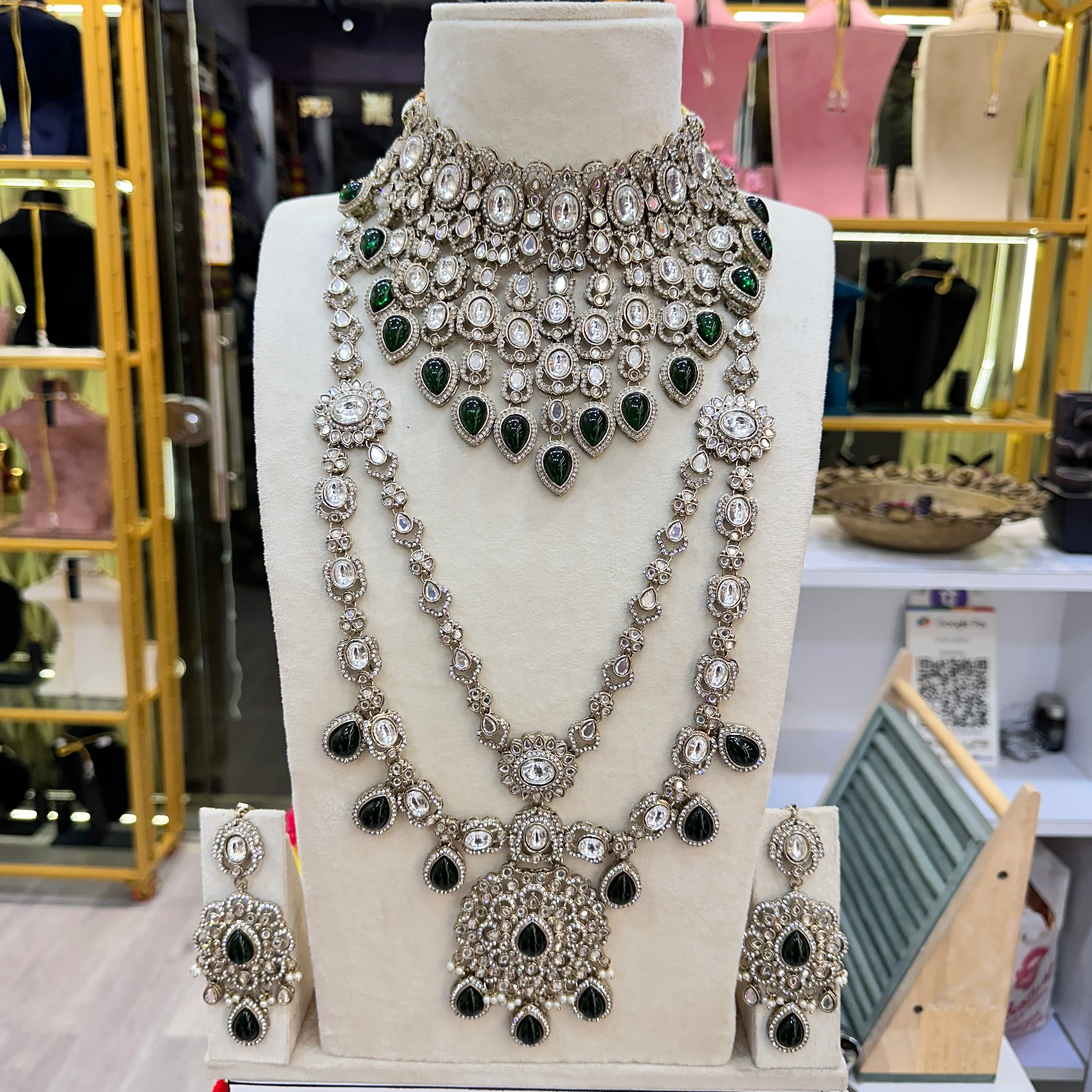 Sufi Full Bridal Necklace - (Short Choker, Long Necklace, Earrings, Hathpanja Pair, Sheeshphool, Nath) - Image 2