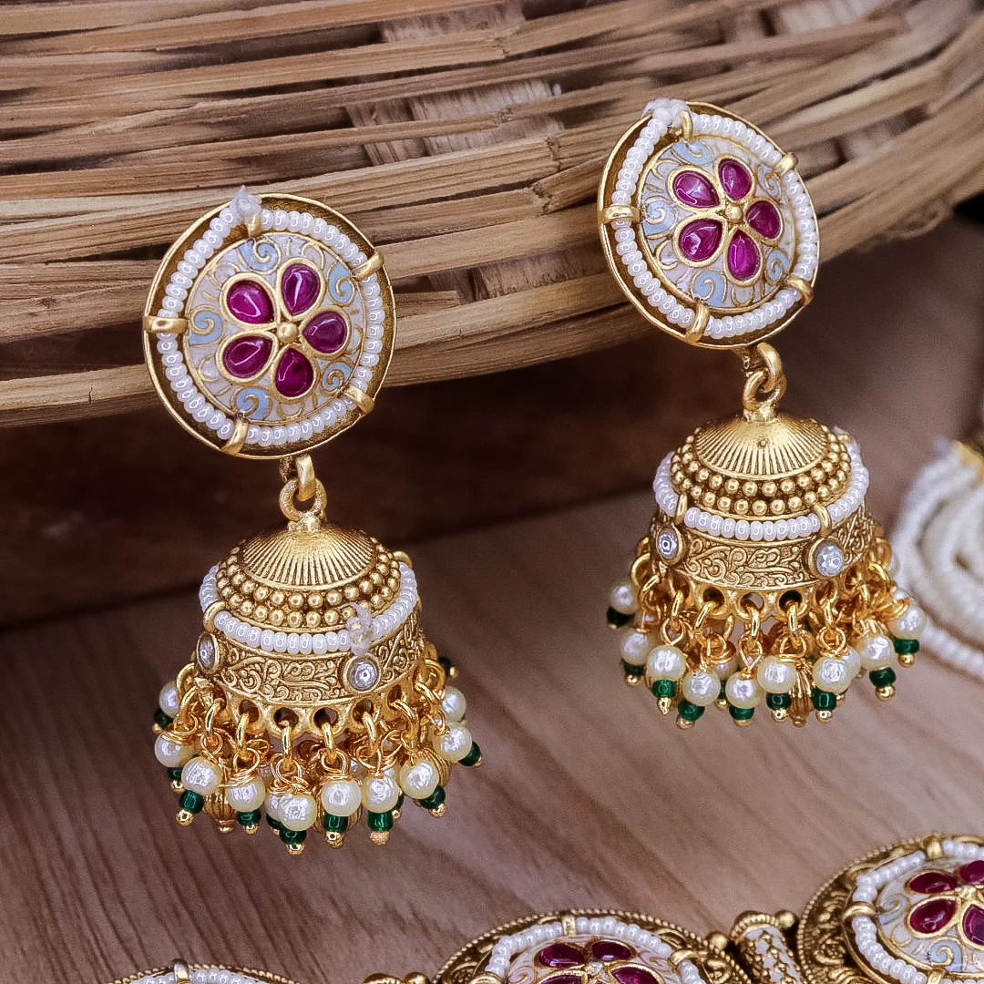 Kishver Premium Rajwadi Copper Choker Set With Jhumka - Image 4