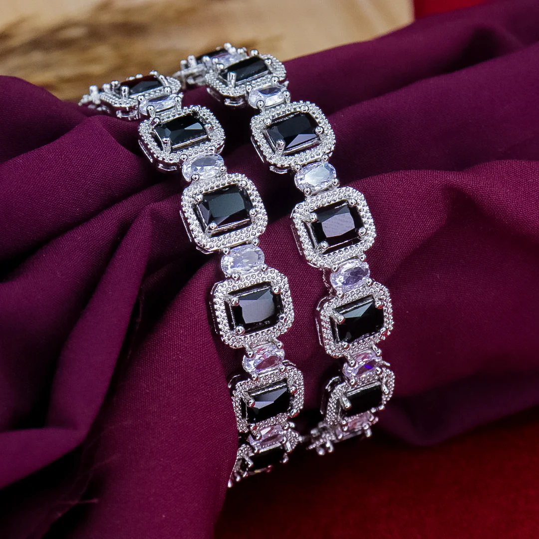 Kimmi Ad Kada - Black - Image 2