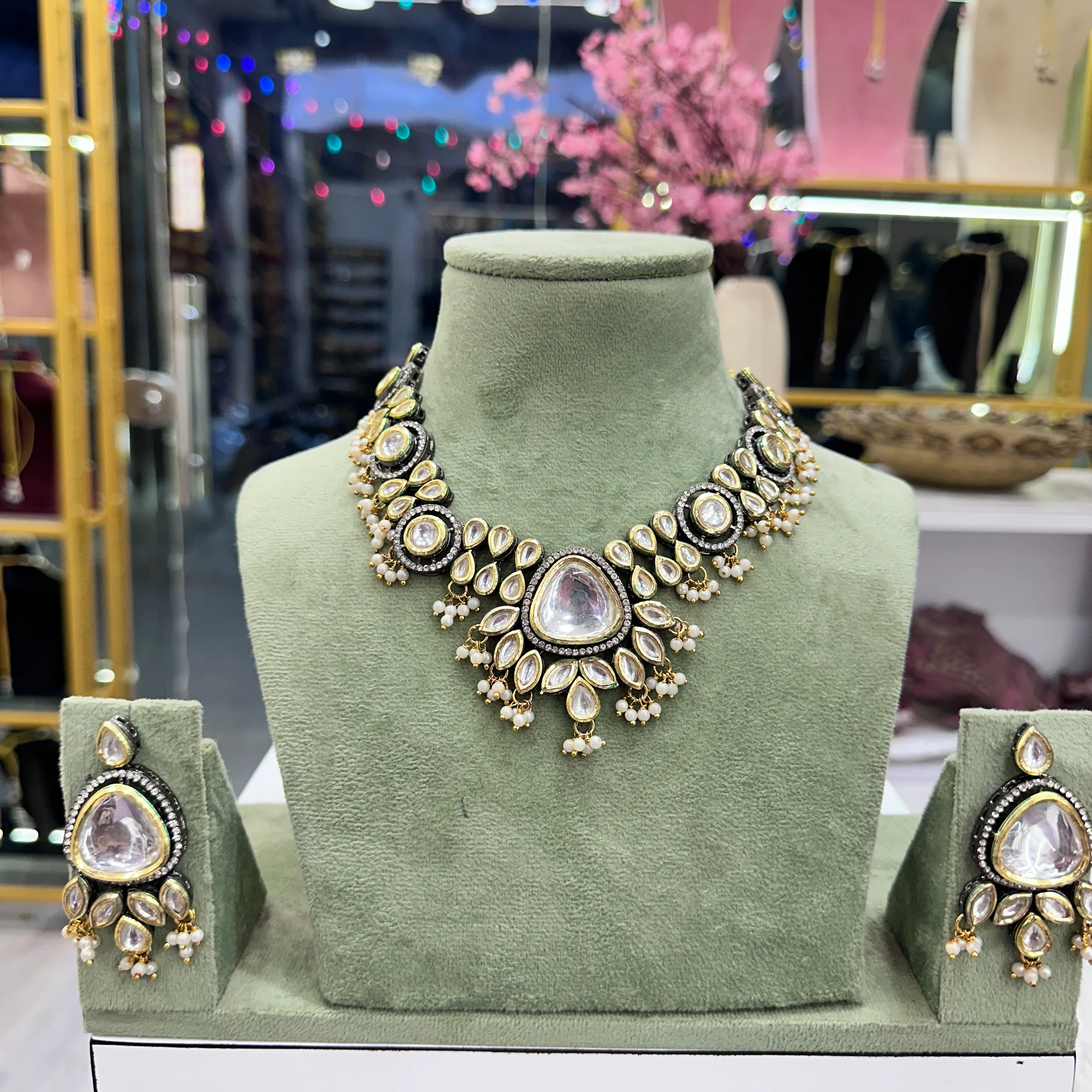 Keti Premium Kundan Choker Set