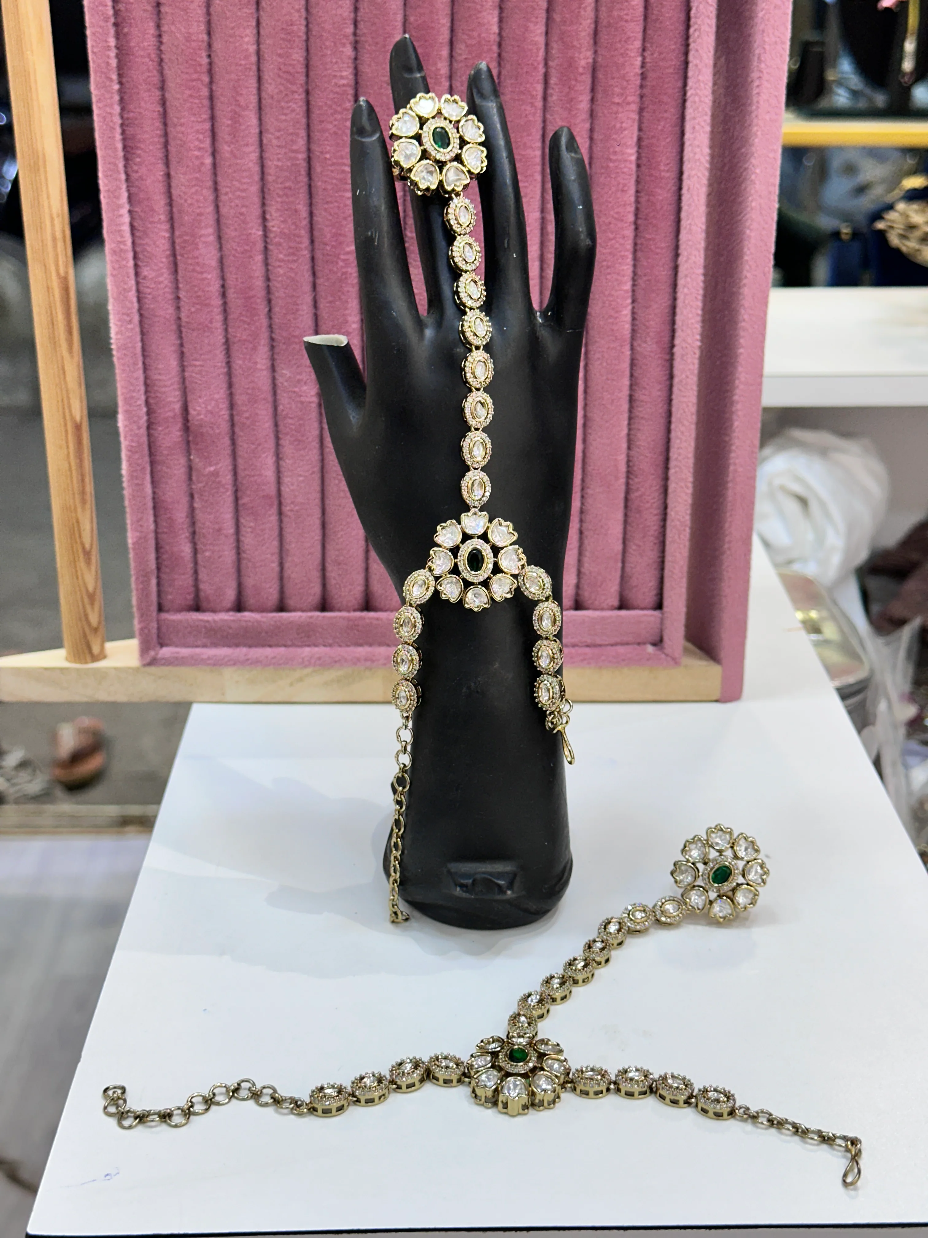 Lubna Premium Hathpanja - Image 2