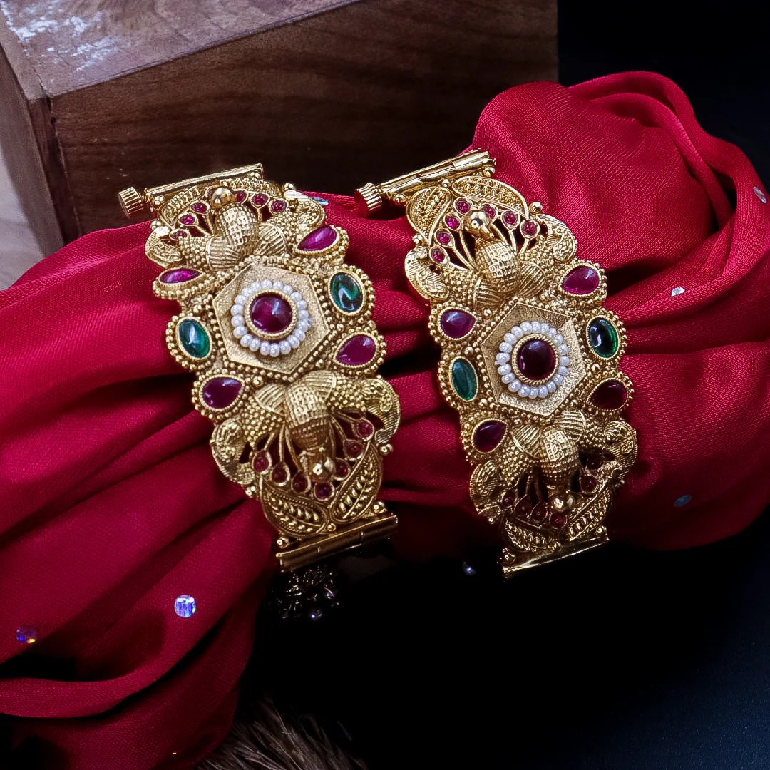 Kundan & Rajwadi Bangles
