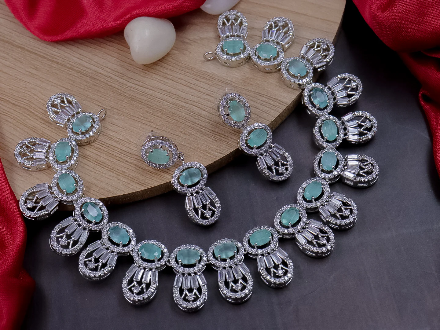 Nilima Premium AD Choker - Image 3