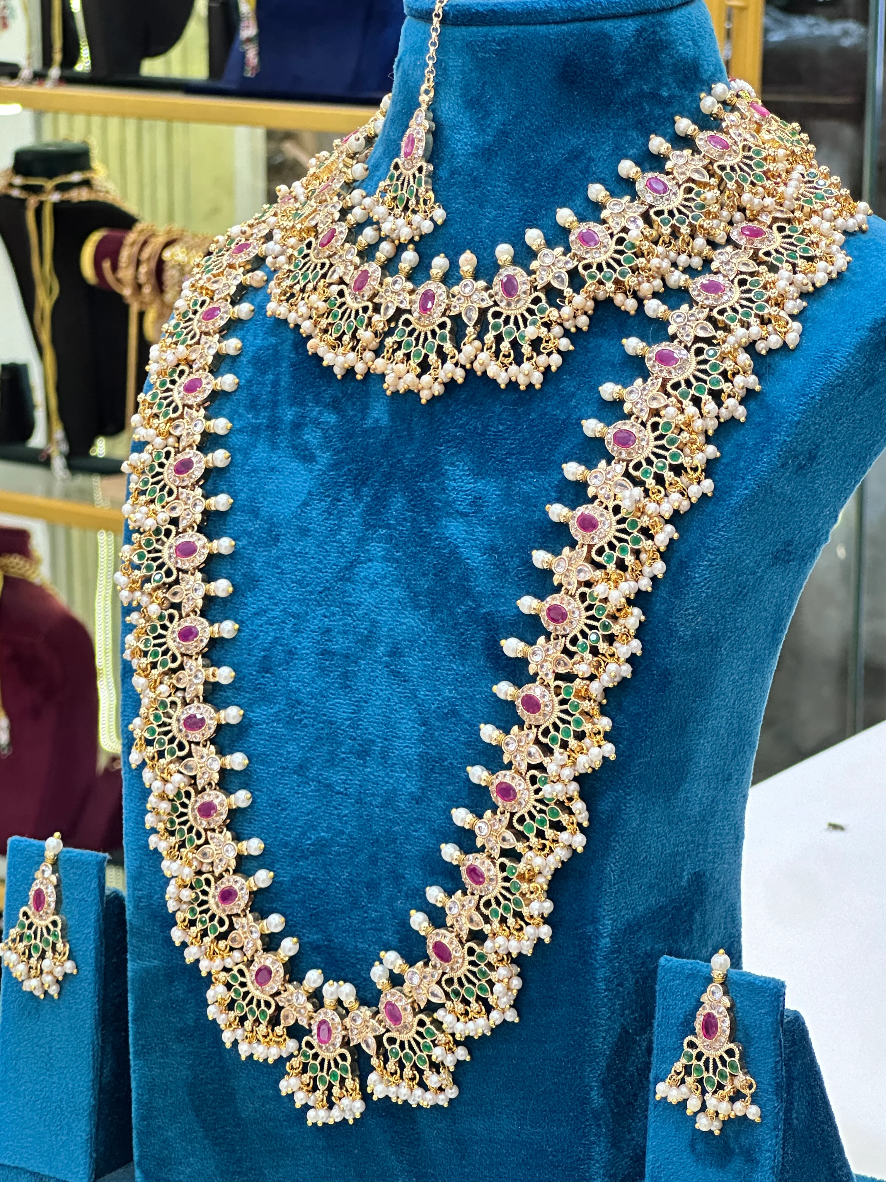 Gujarati Style Premium Kundan Necklace (2 Necklace + Earrings & Teeka) - Image 5