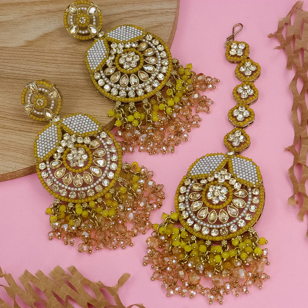 Uzma Pakistani Earrings And Mangtika - Image 5