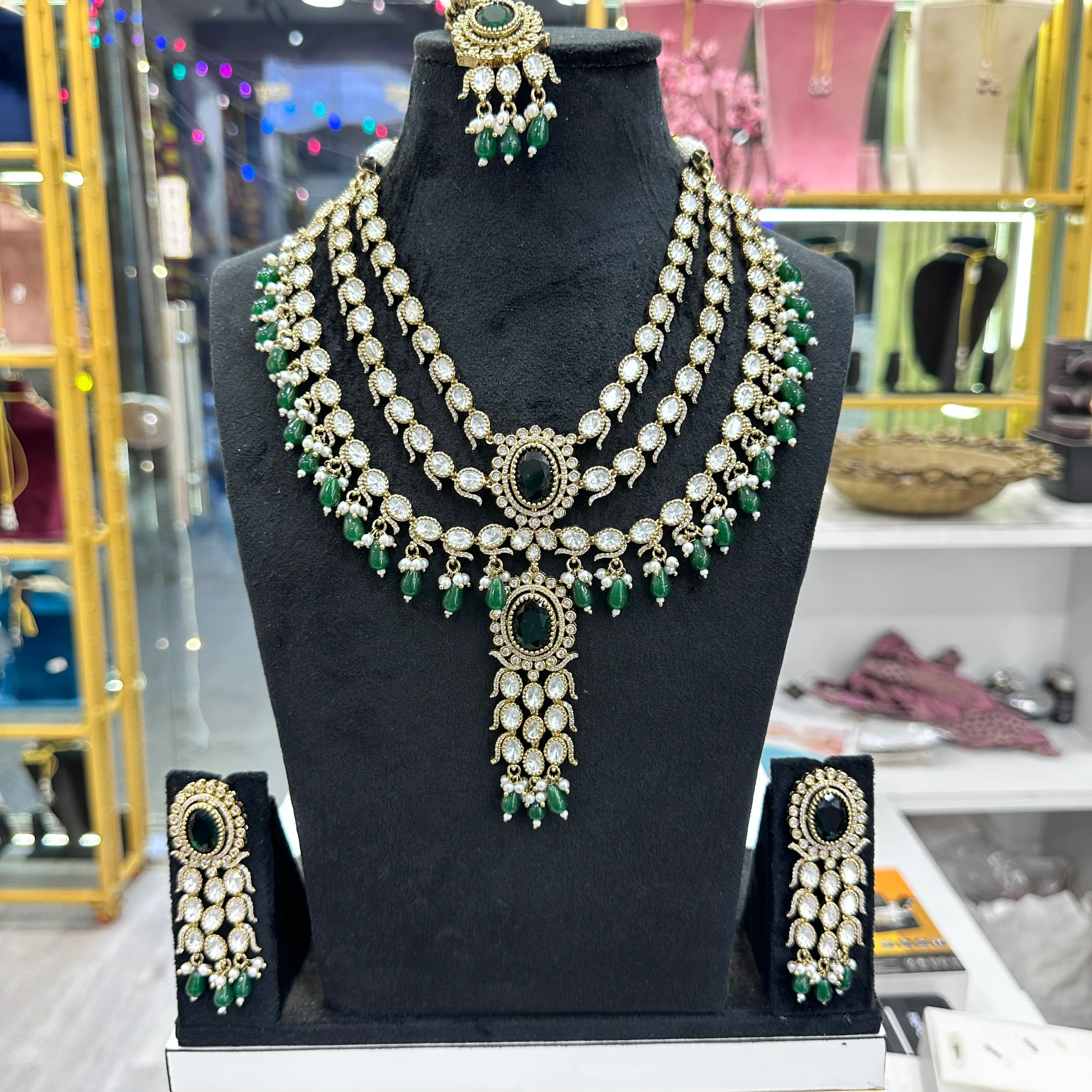 Navneet Moissianite Necklace