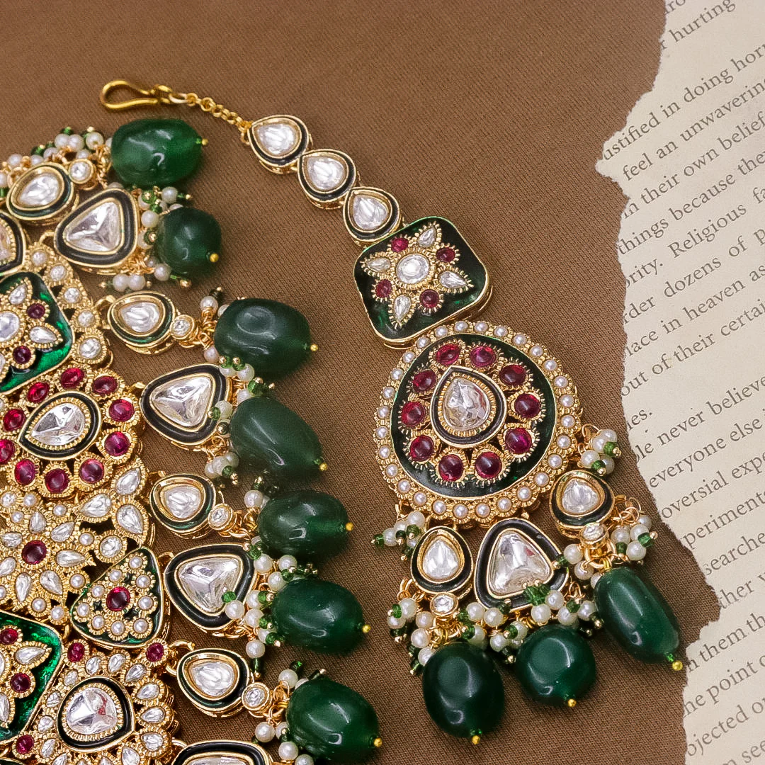Muskaan Semi Bridal Choker Set With Teeka - Image 4