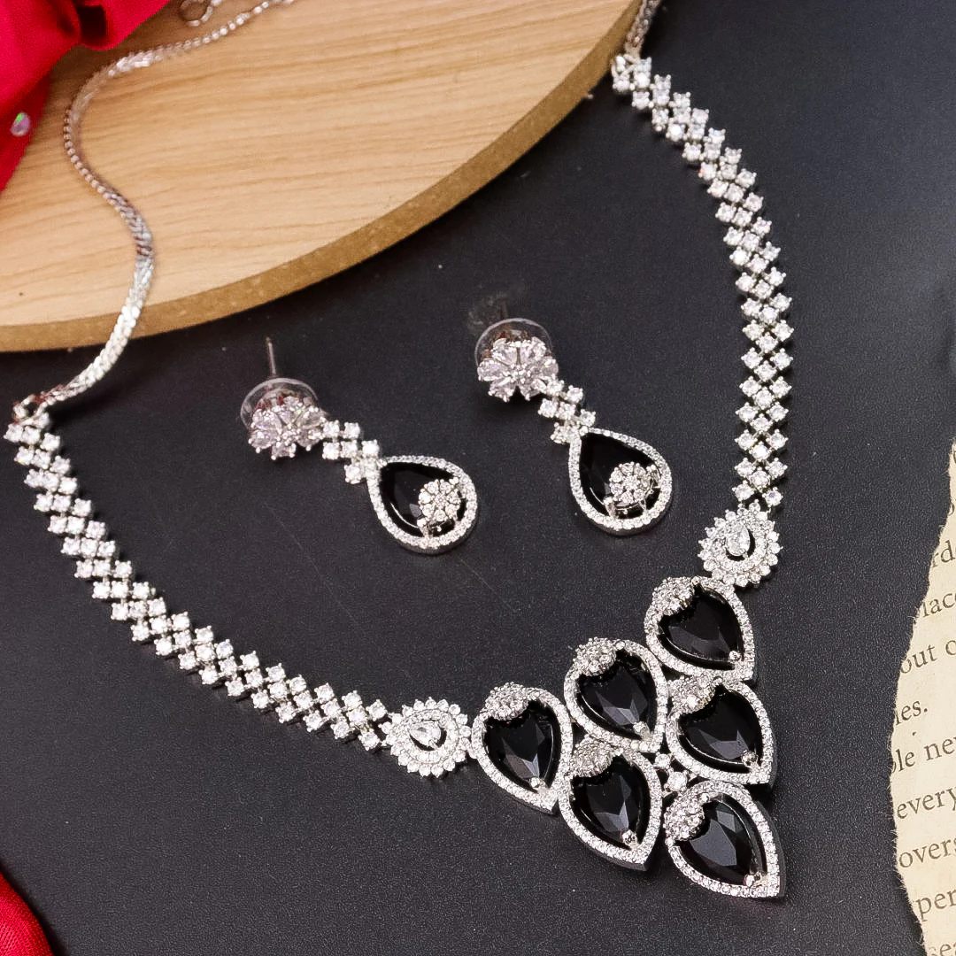 Heart Ad Set - Black