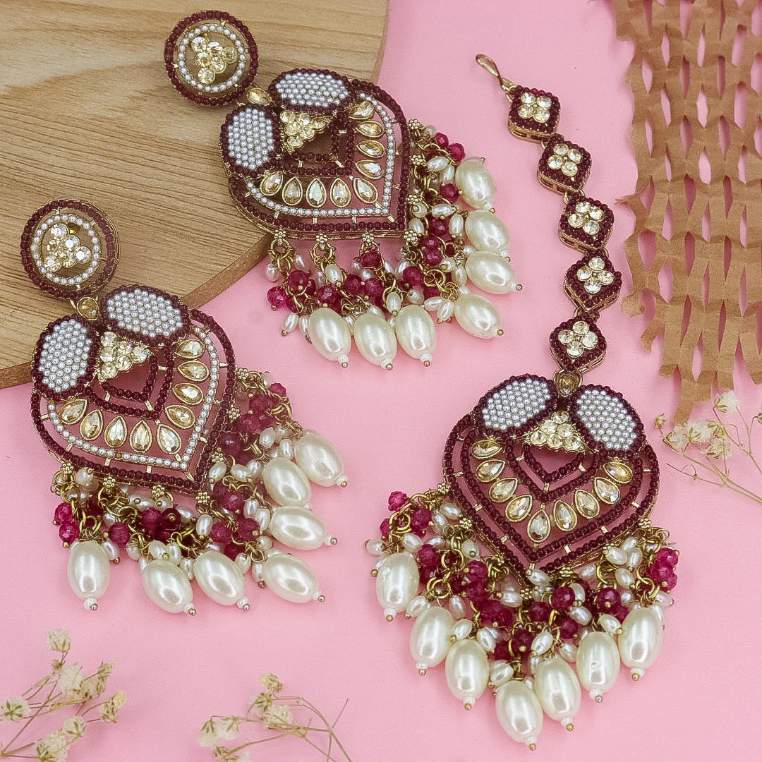 Momina Pakistani Earrings And Mangtika - Image 2