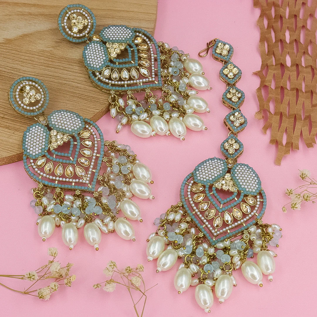 Momina Pakistani Earrings And Mangtika - Image 3