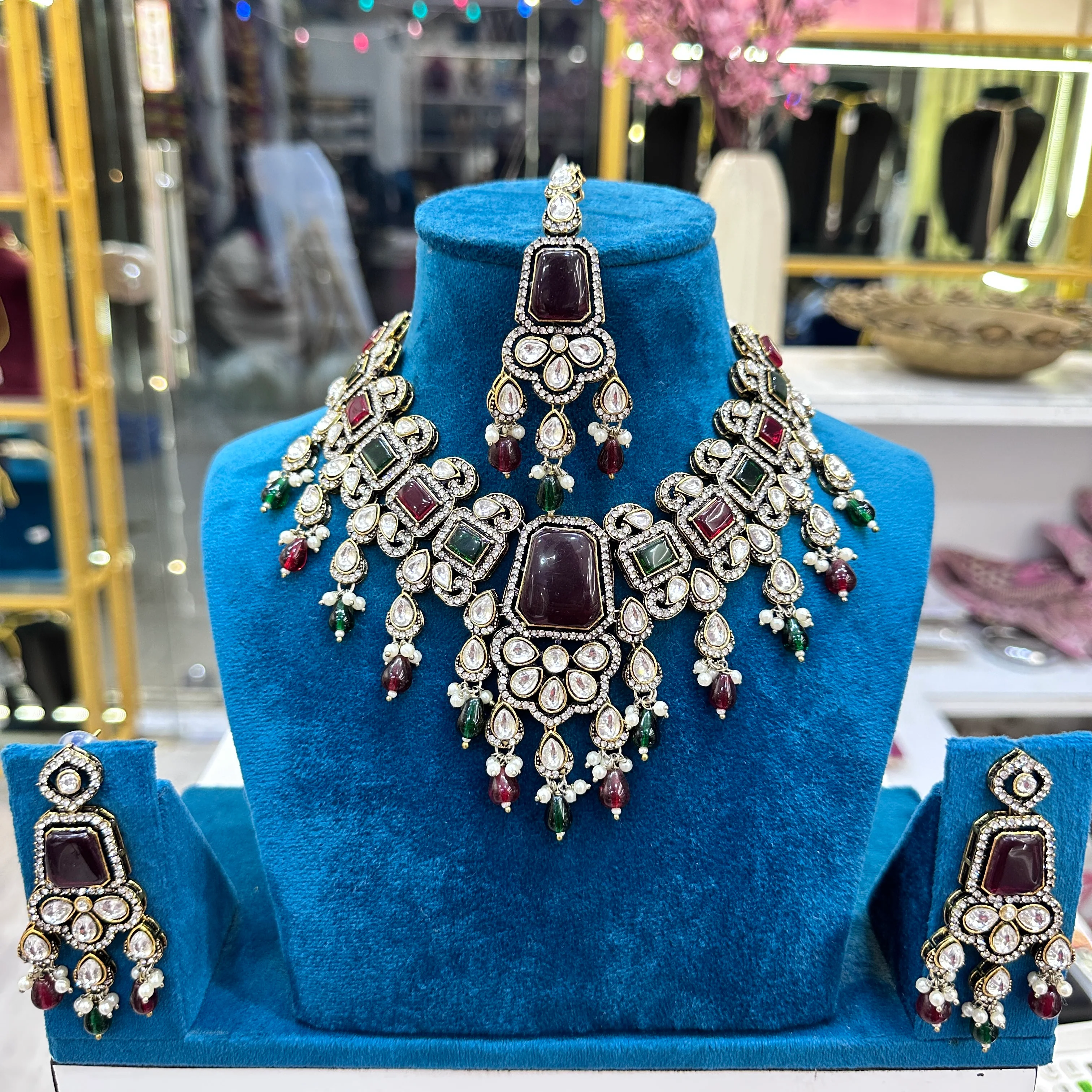 Jyoti Polki Necklace With Mangtika