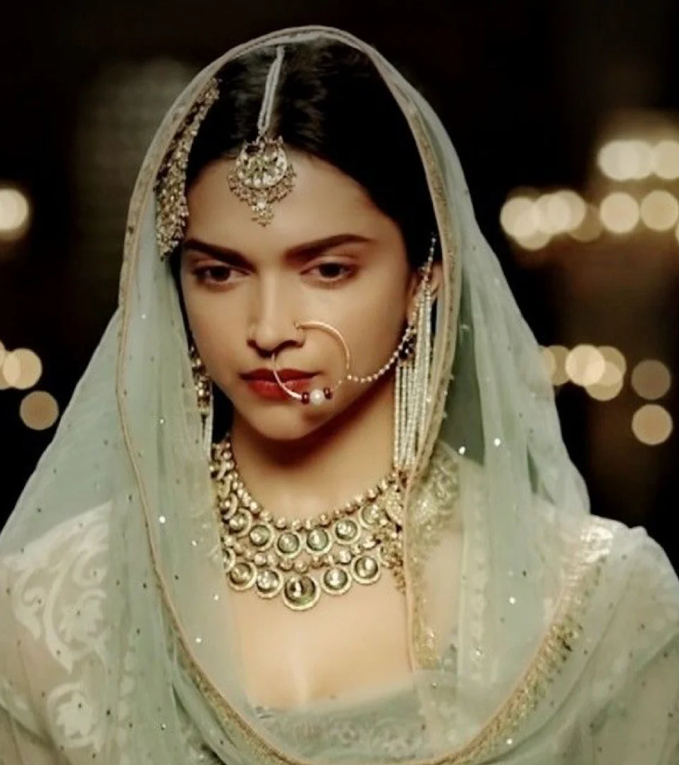 Deepika Inspired Bridal Nath- Green - Image 3