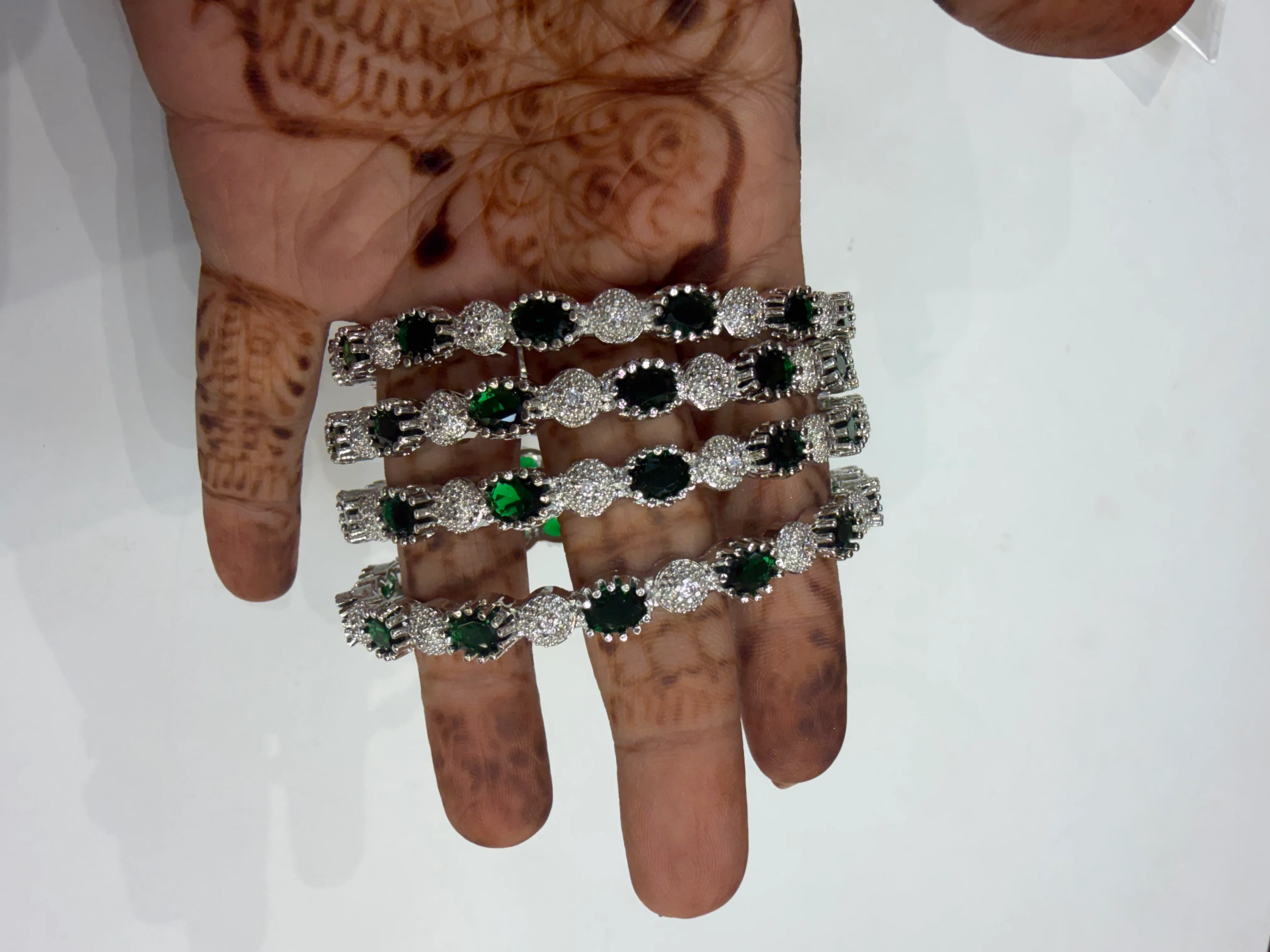 4 Emerald AD Bangles - Image 2