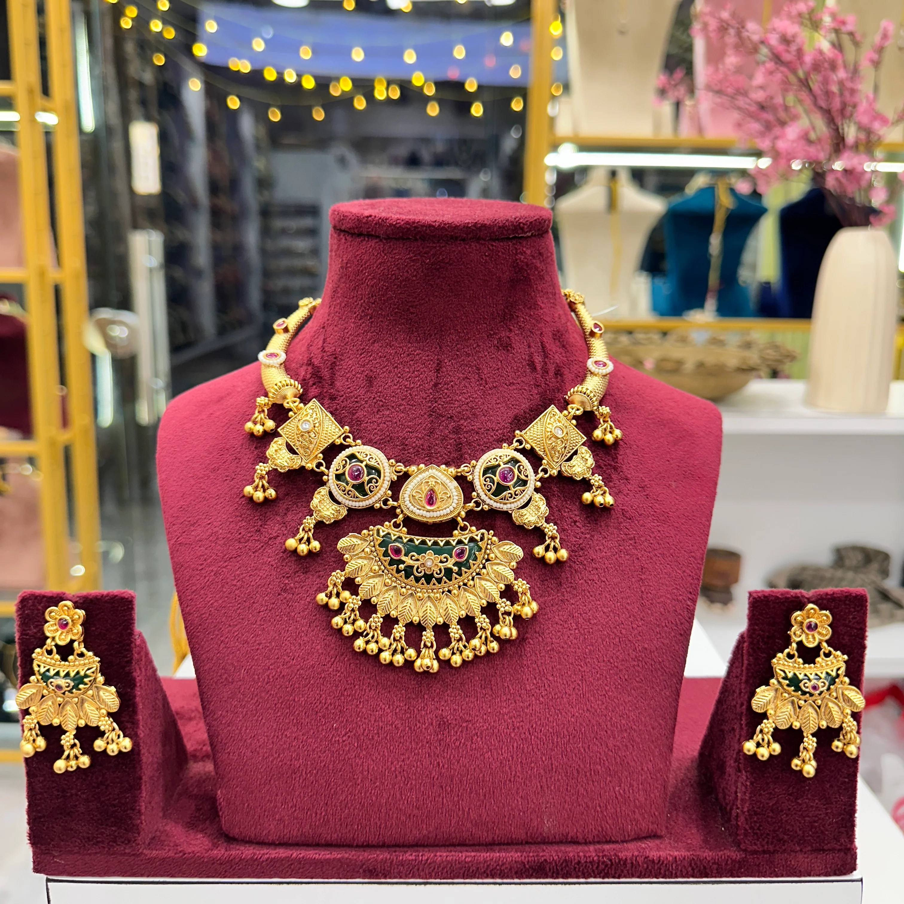 Tiana Heritage Rajwadi Necklace - Image 2