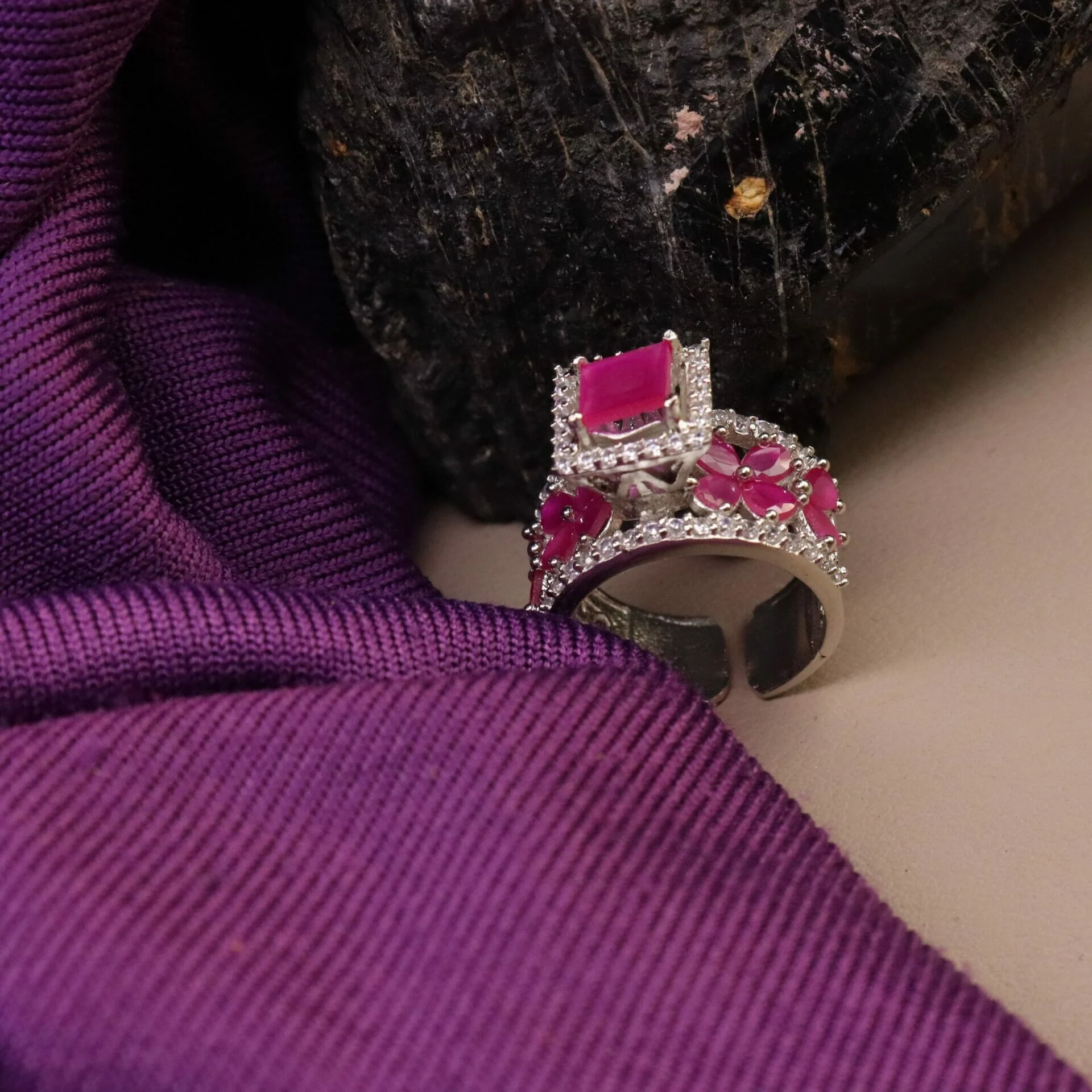 Isa AD Ring - Image 11