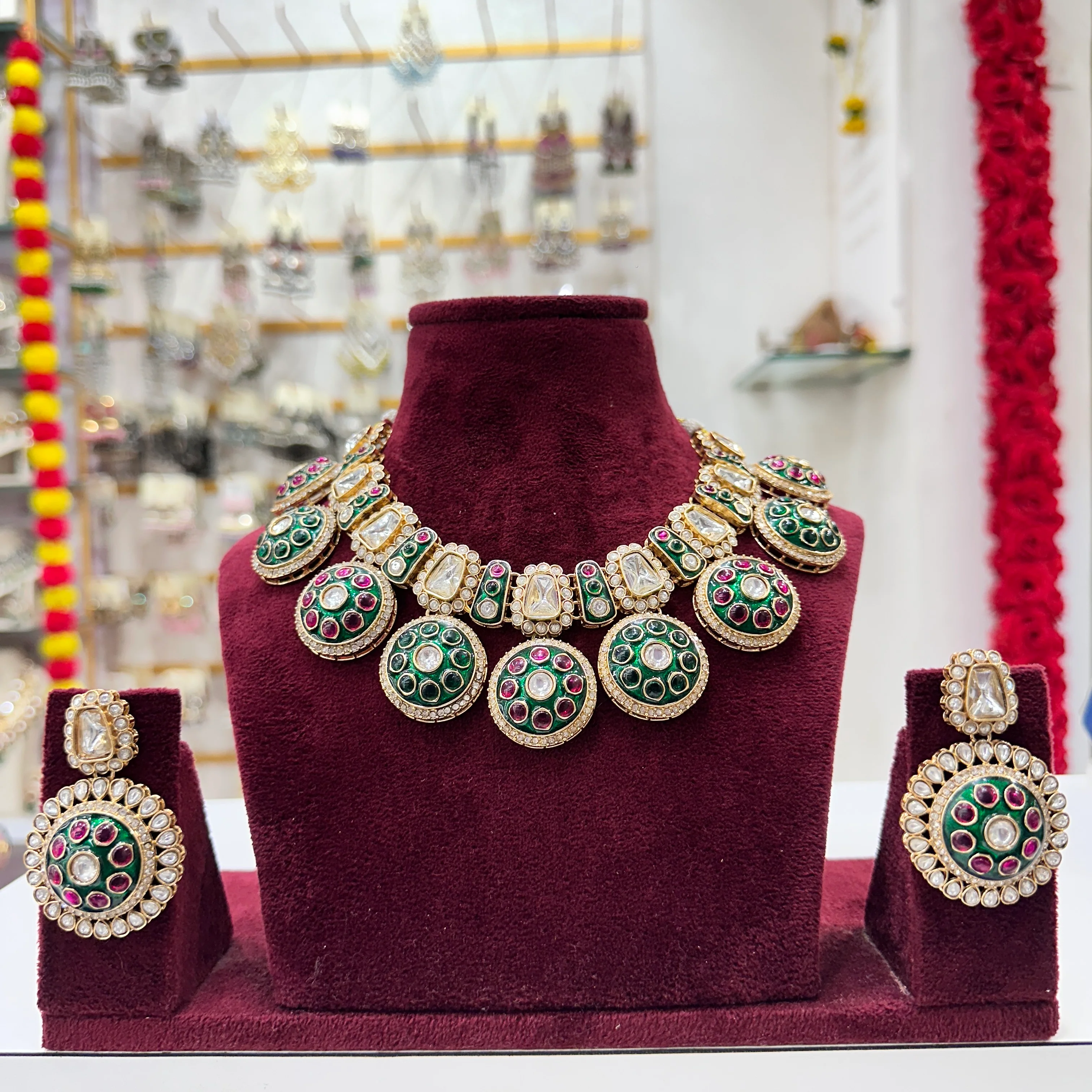 Tyani Kundan Polki Choker Set - Image 2