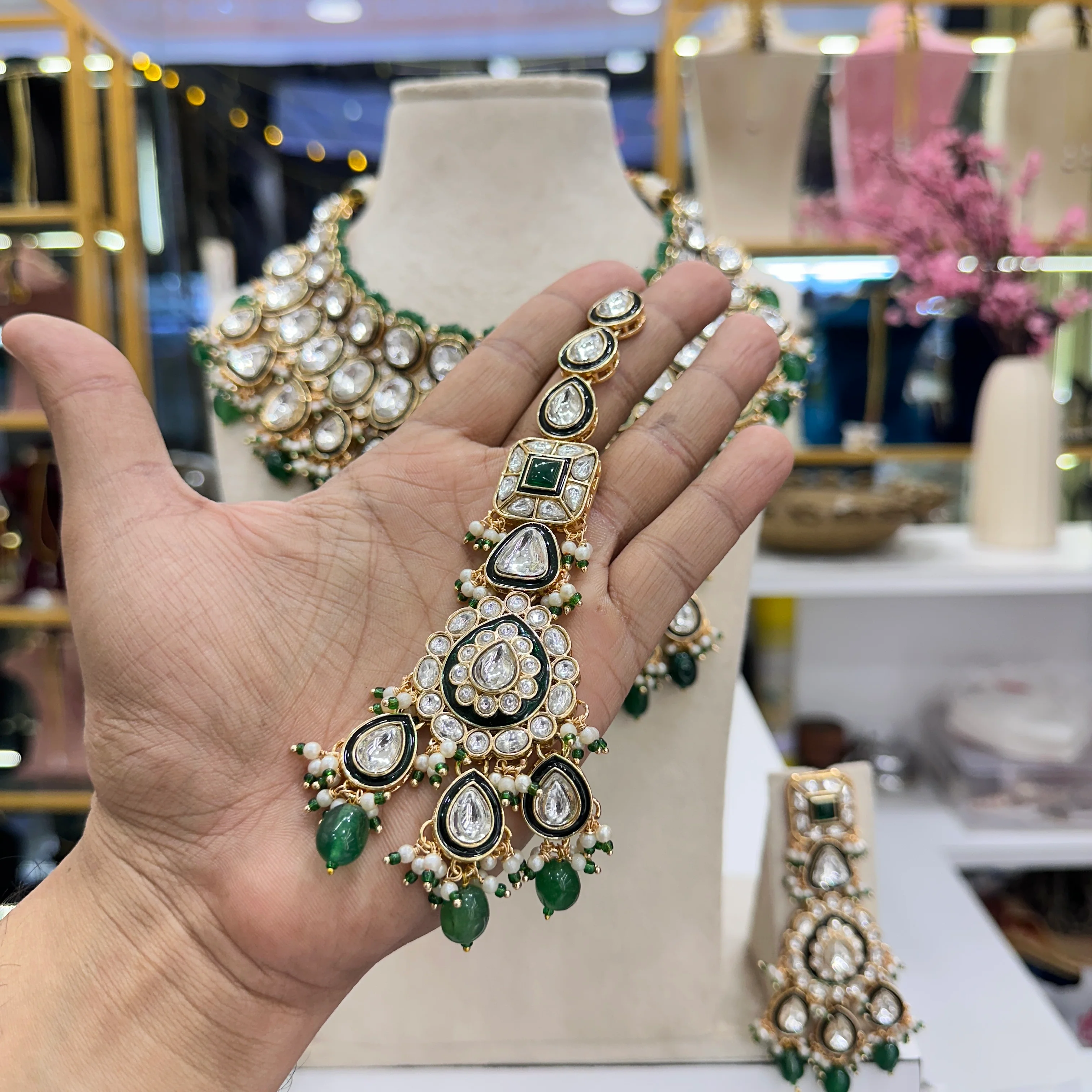 Maleeha Kundan Polki Semi Bridal Necklace - Green - Image 2