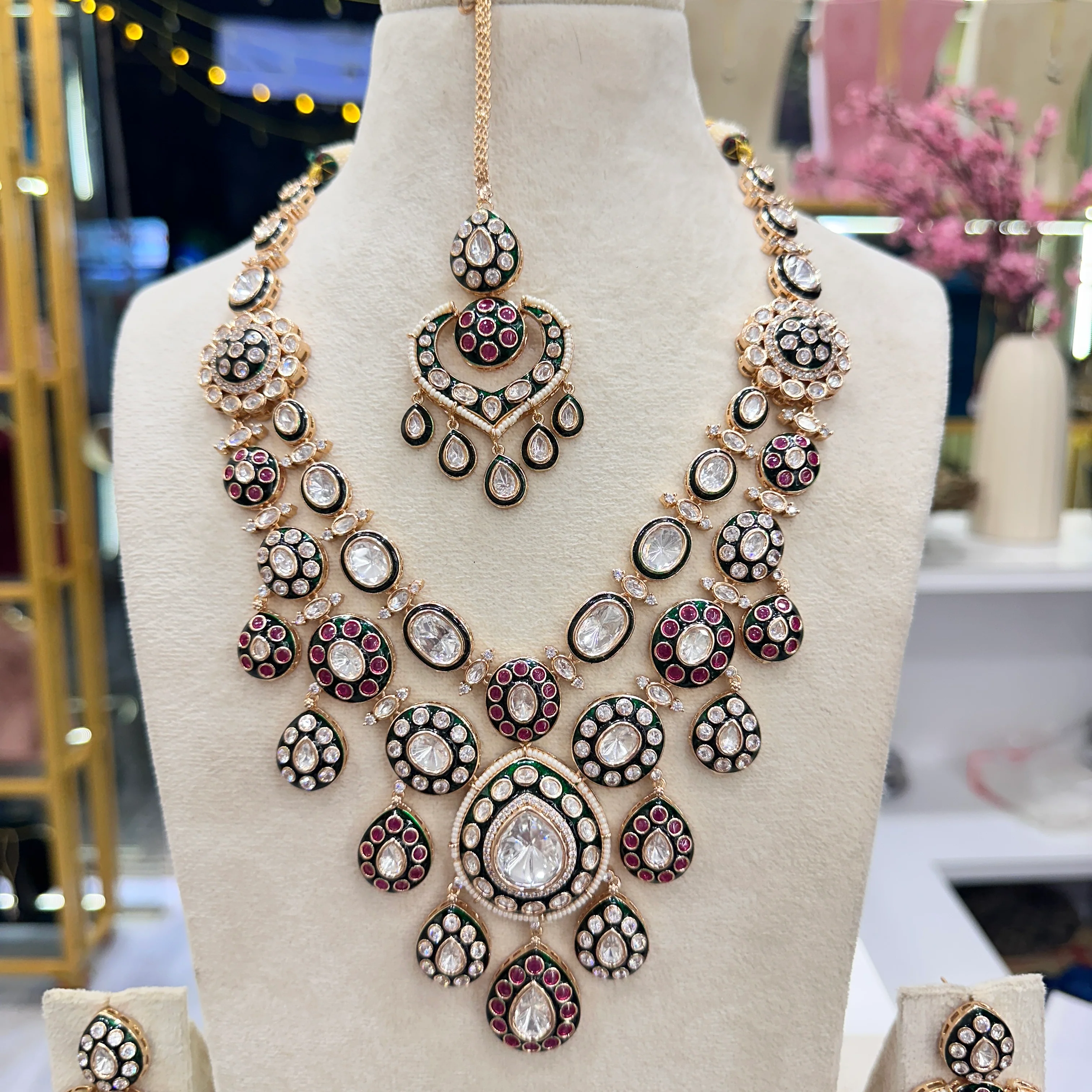 Neha Moissianite Necklace - Image 2
