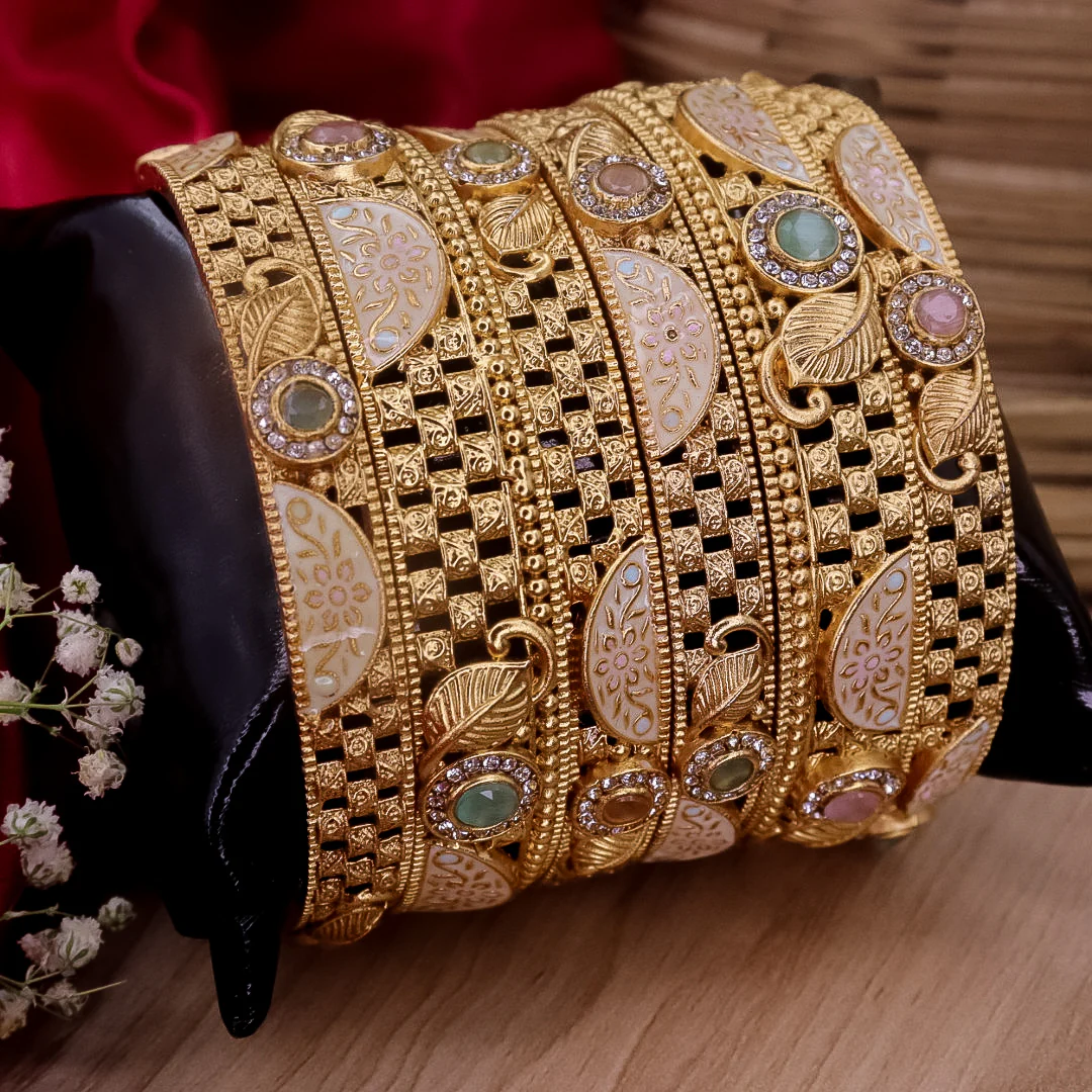 Romini Rajwadi Copper Bangles (6 Bangles) - Image 2