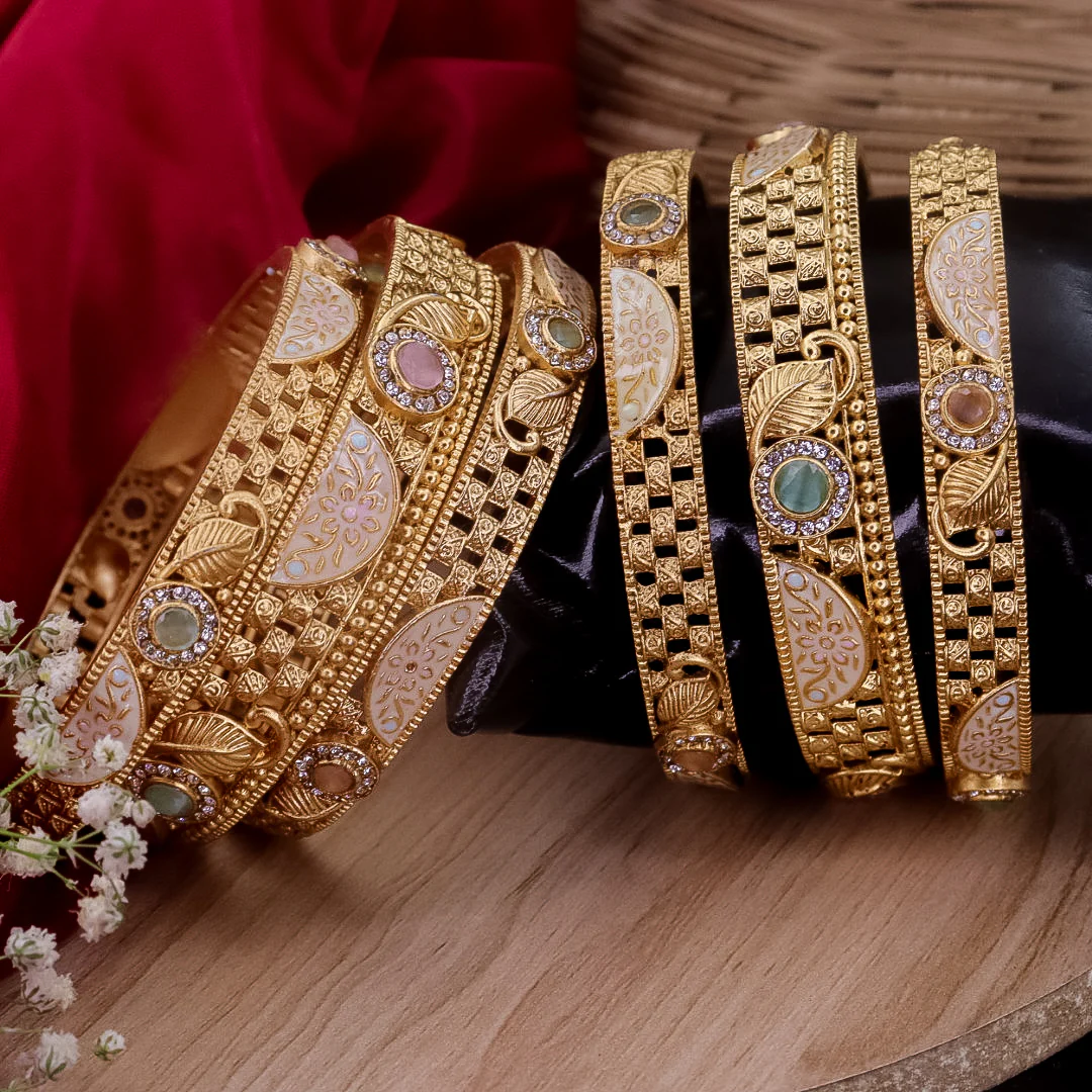 Romini Rajwadi Copper Bangles (6 Bangles) - Image 3