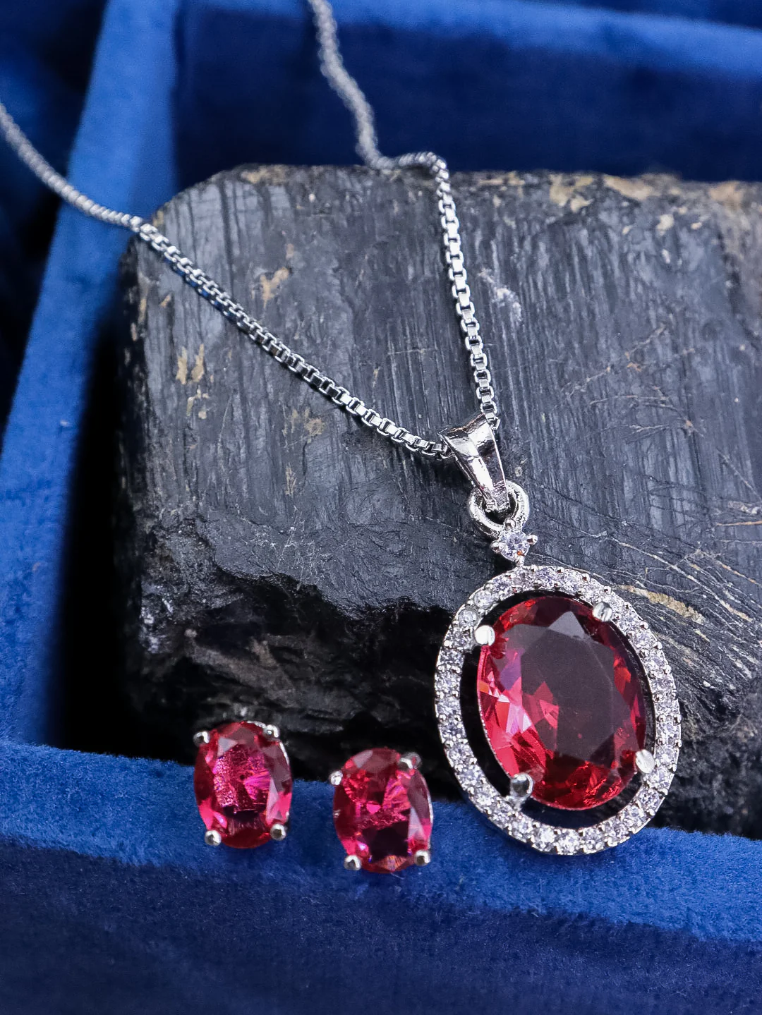 Sherlyn AD Pendent set - Image 8