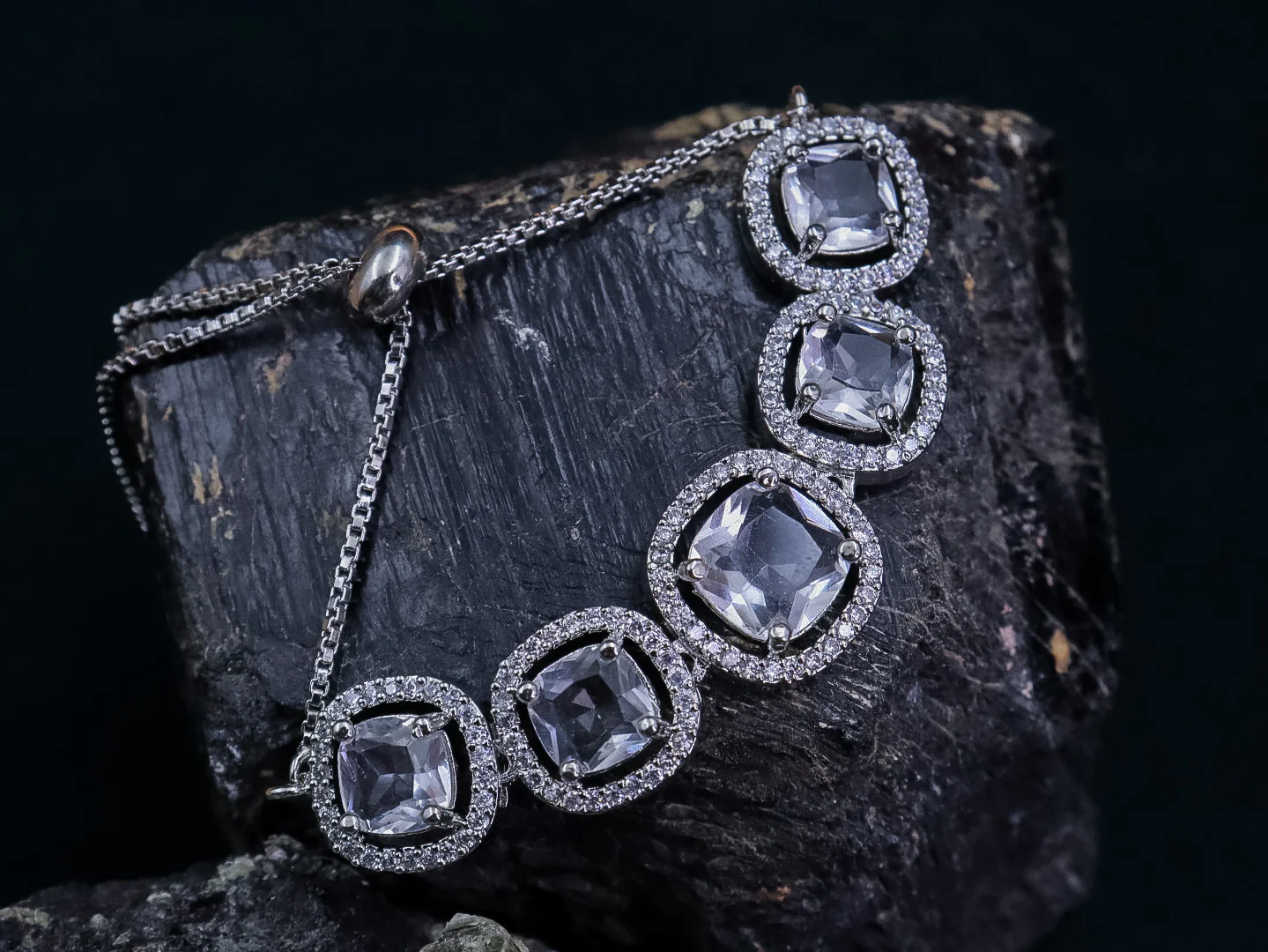 Tannu AD Bracelet - Image 4