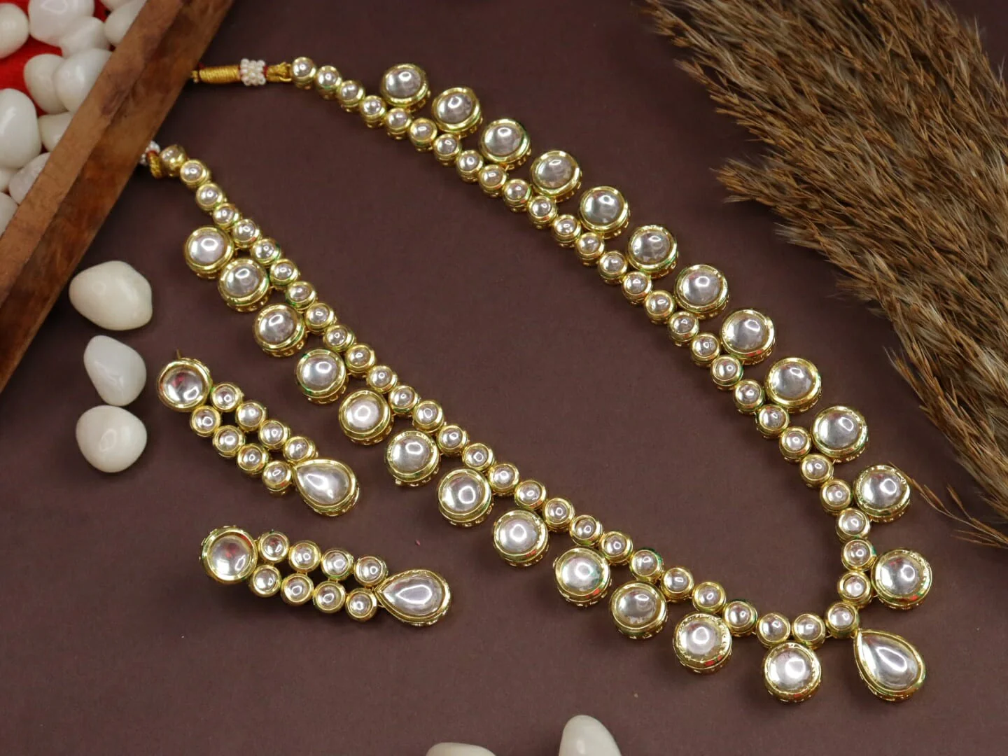 Titli Long Kundan Necklace - Image 2