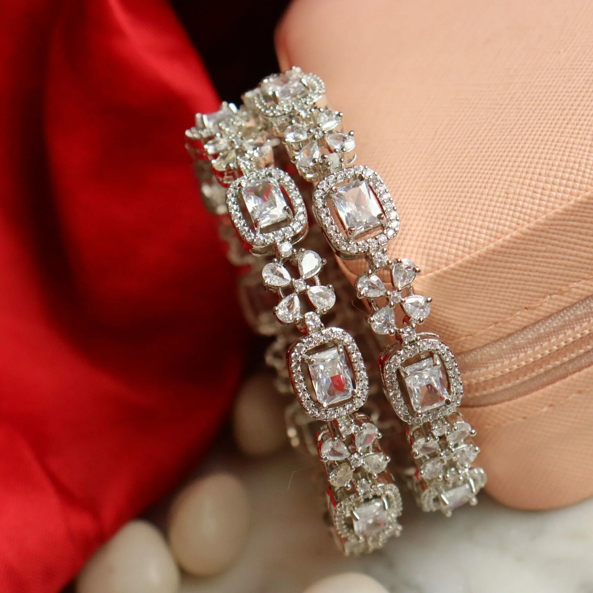 Yashvi AD Bangles-White - Image 2